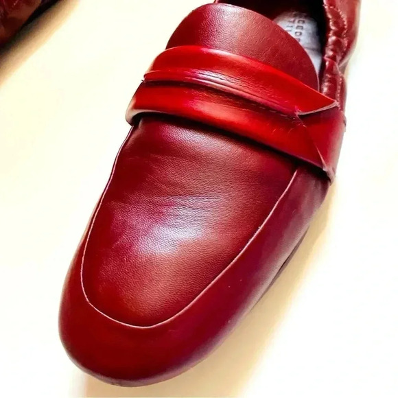Mercedes Castillo Erin Burgundy Leather Loafers - Picture 8 of 10